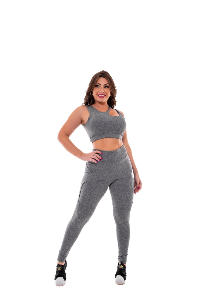 Conjunto Legging Saia Recorte e Top Cavado